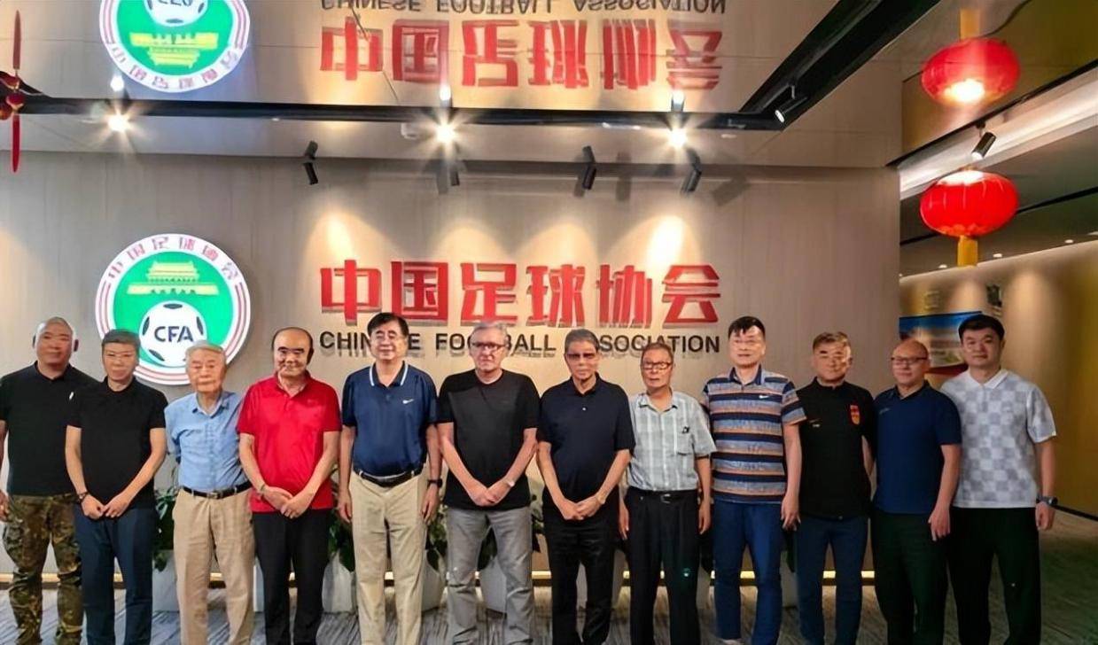 喜讯!邵佳一将在本赛季赶赴德甲为国足运作新归化大鱼入籍,值得期待